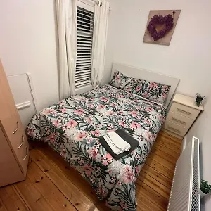 https://dormitorio-doble-d10.dublin-hotelsweb.com